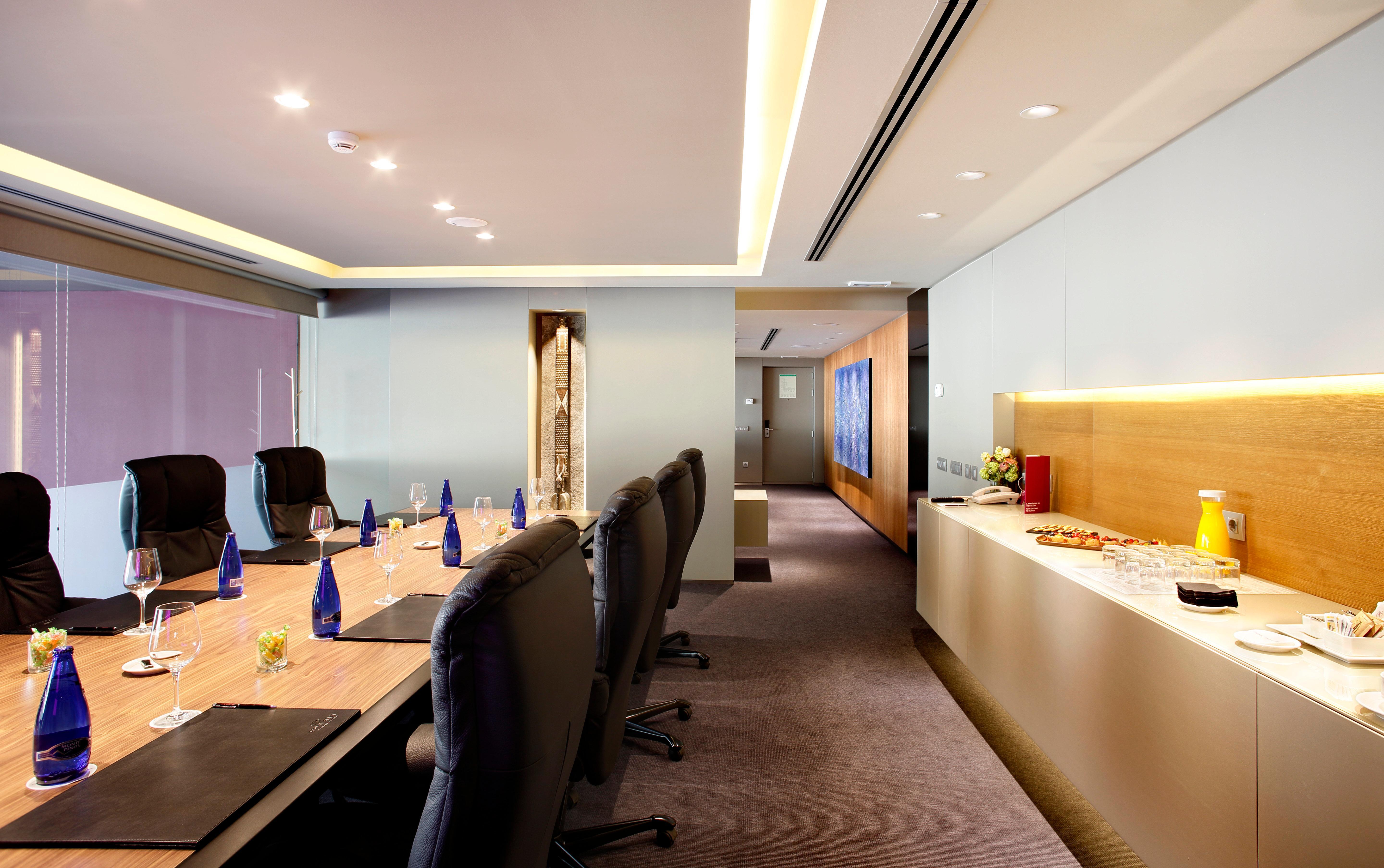 Intercontinental By Ihg Hotel