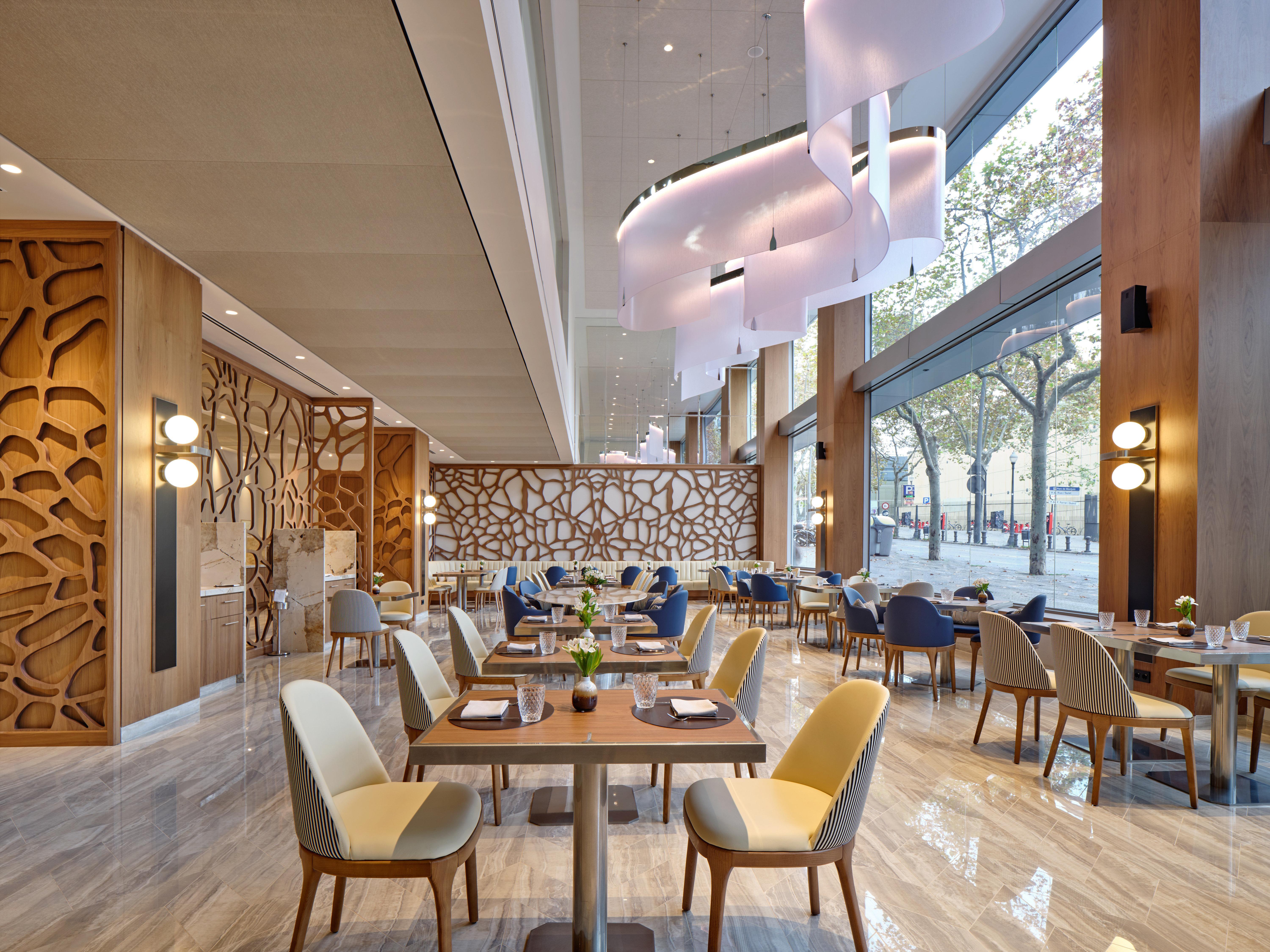 Intercontinental By Ihg Hotel